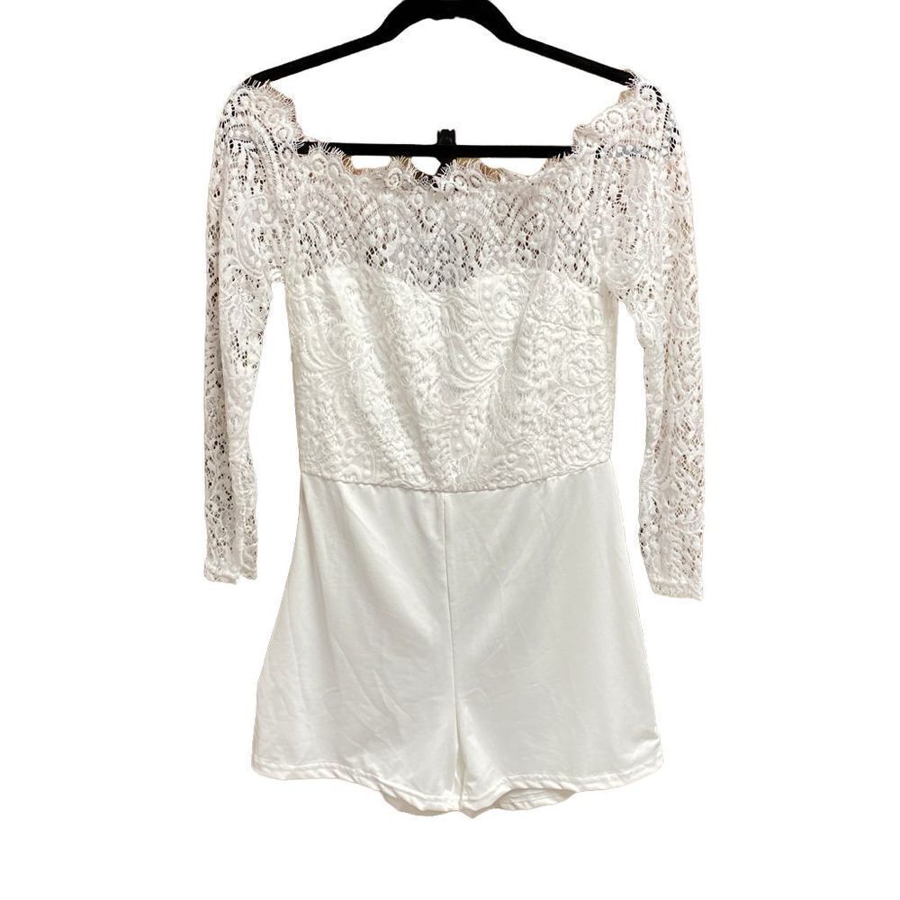 White Lace Long Sleeve Romper Size Medium